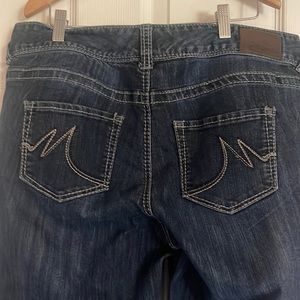 Maurice’s Womens 16 Short Jeans